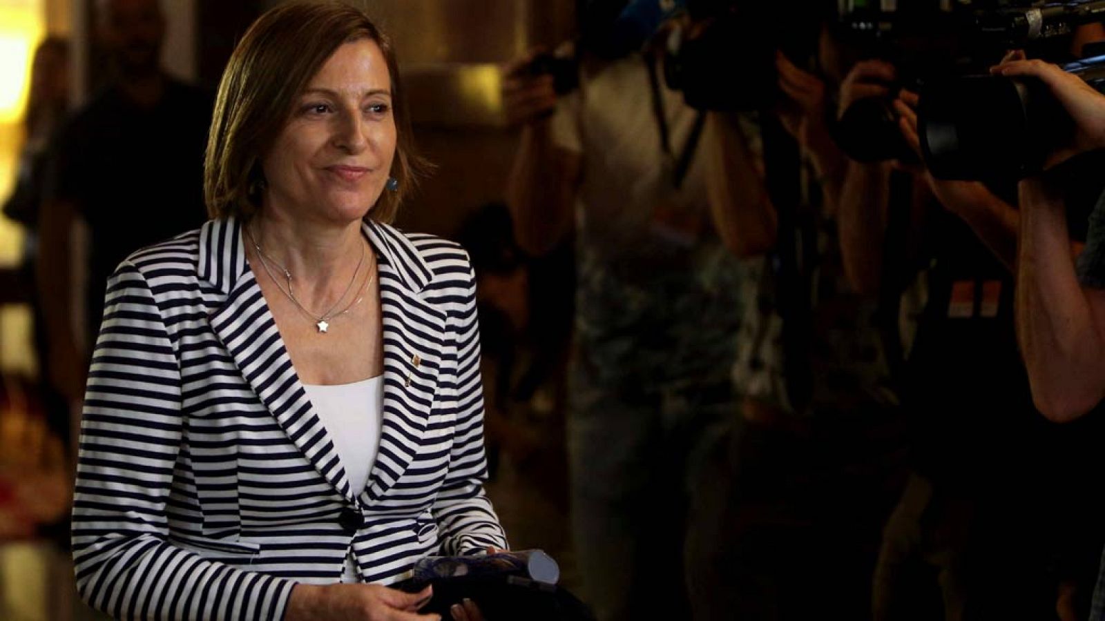 El Parlament podría declarar la independencia de Cataluña el lunes - Informativo 24h | Ver