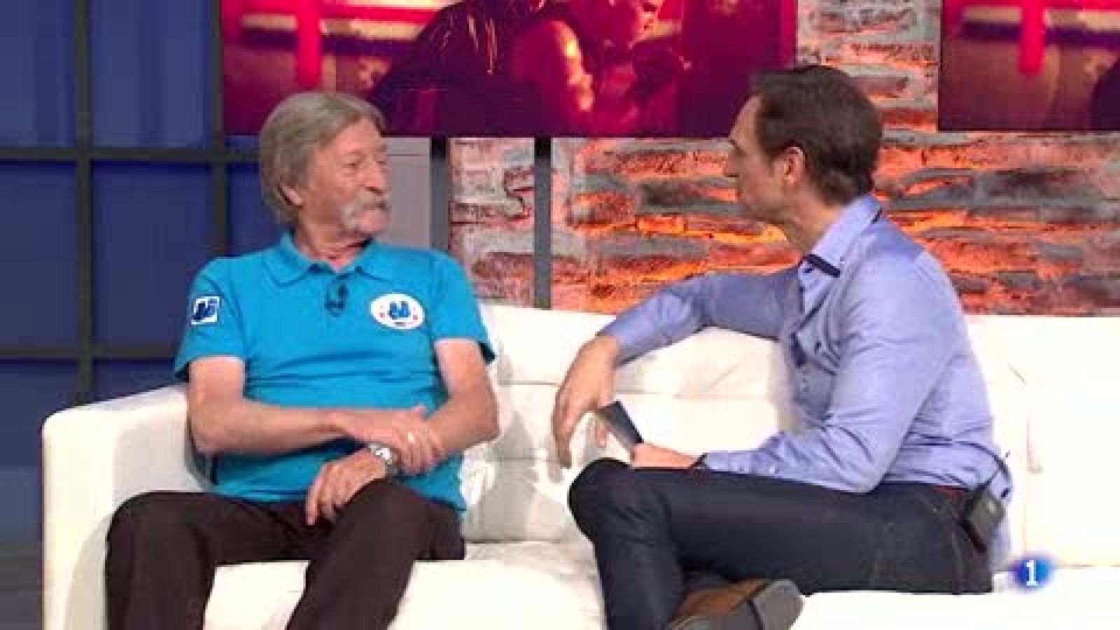 Atentos a la historia de Antonio 'El Bigotes. Ha pasado 25 años enseñando a boxear a personas sin recursos.