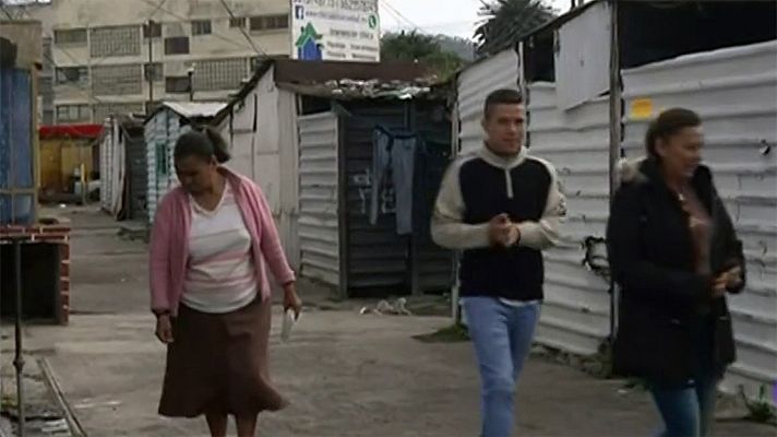 Telediario 1 - Familias afectadas por el terremoto de 1985 en México siguen esperando una vivienda