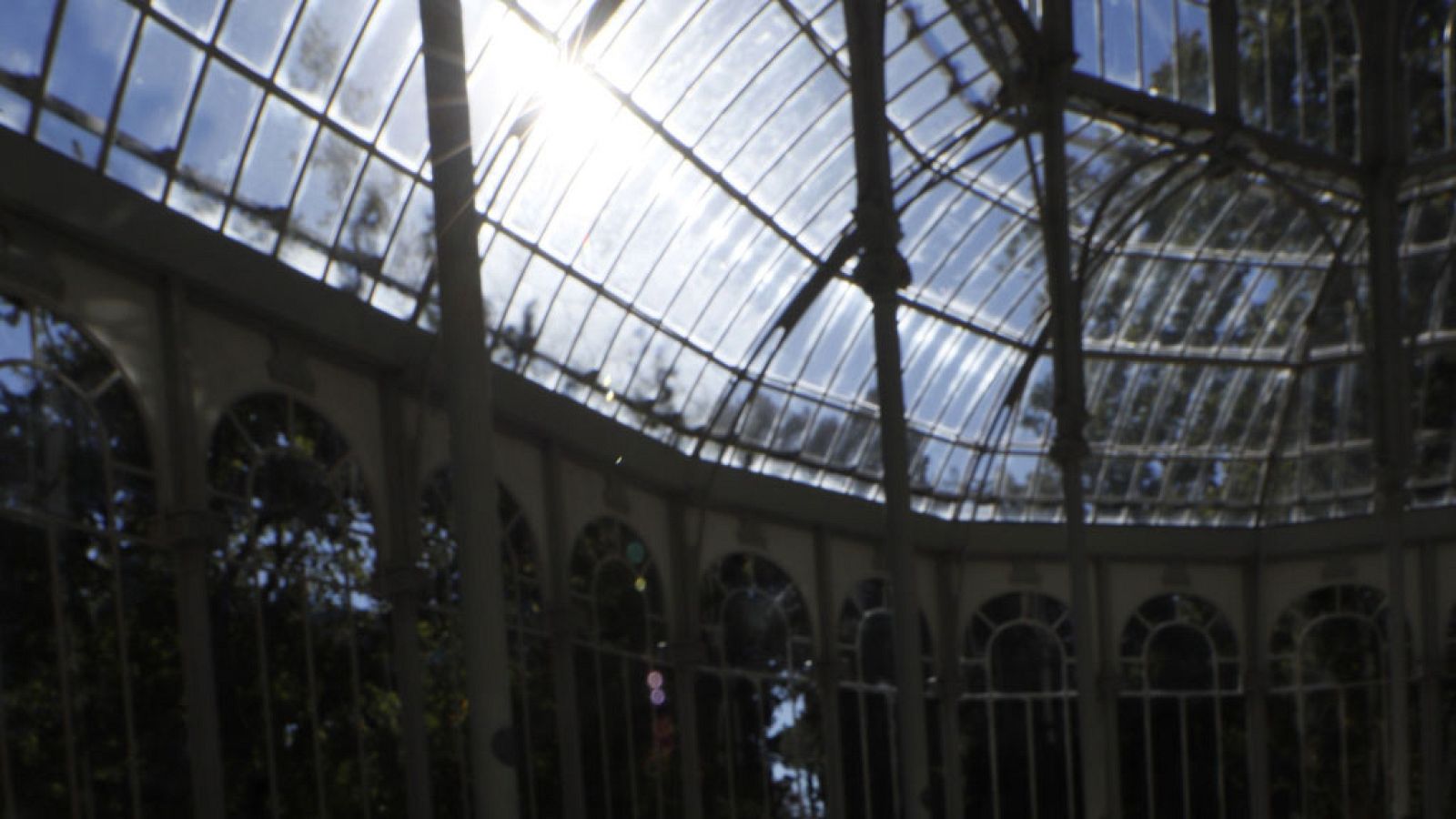 Más calor en la vertiente atlántica y viento fuerte en Baleares