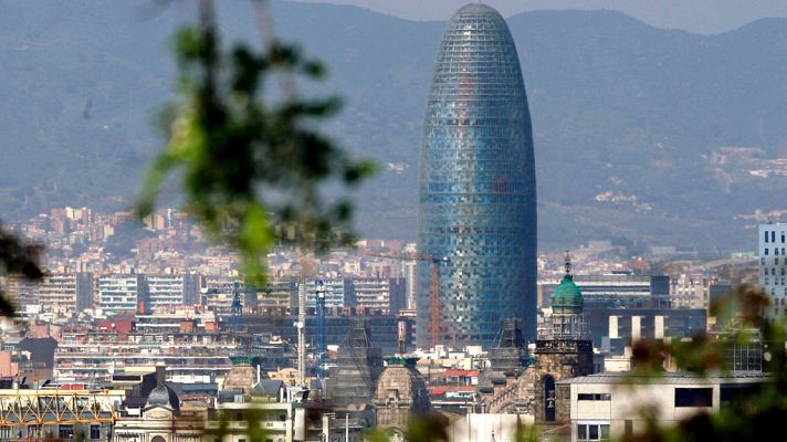 Informativo 24h - La Fundación La Caixa, Criteria y Aguas de Barcelona sacan sus sedes de Cataluña temporalmente