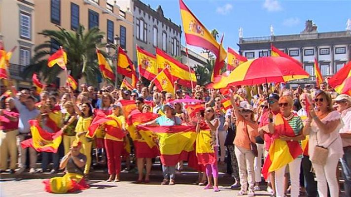  - Unas 250 personas se citan en Las Palmas de Gran Canaria por la unidad de España