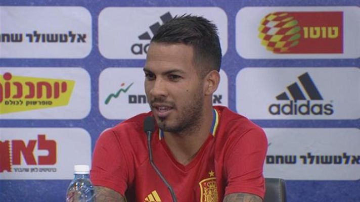  - Jonathan Viera se estrena con la selección