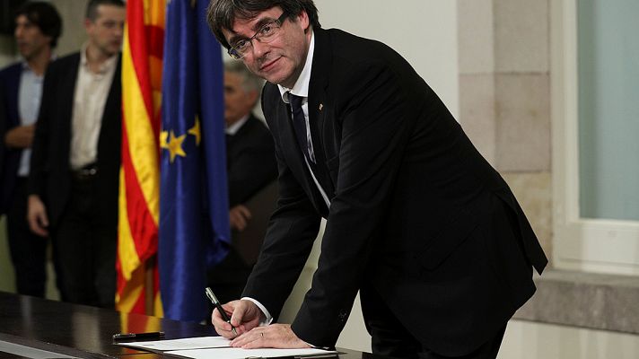 Informativo 24h - JxSí y CUP firman un documento sobre la independencia para evitar la fractura