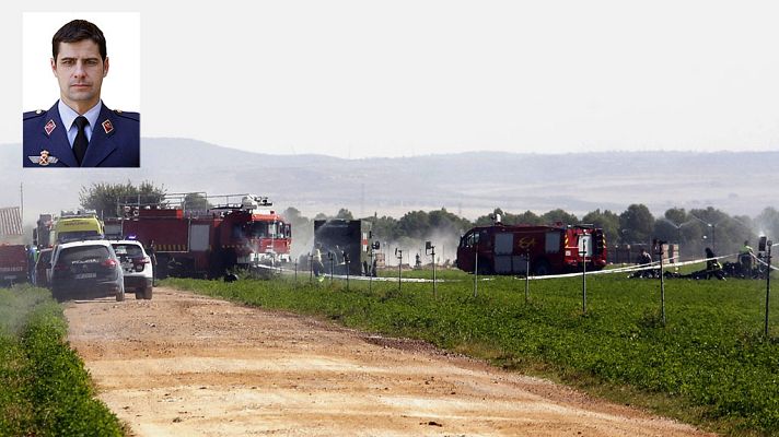 Telediario 1 - Muere el piloto de un caza al estrellarse cuando regresaba de participar en el desfile del 12 de octubre