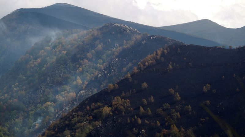 Los mariscadores de Vigo temen que las lluvias arrastren las cenizas hasta la ría
