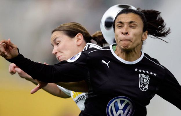  - Marta, tras los pasos de Beckham