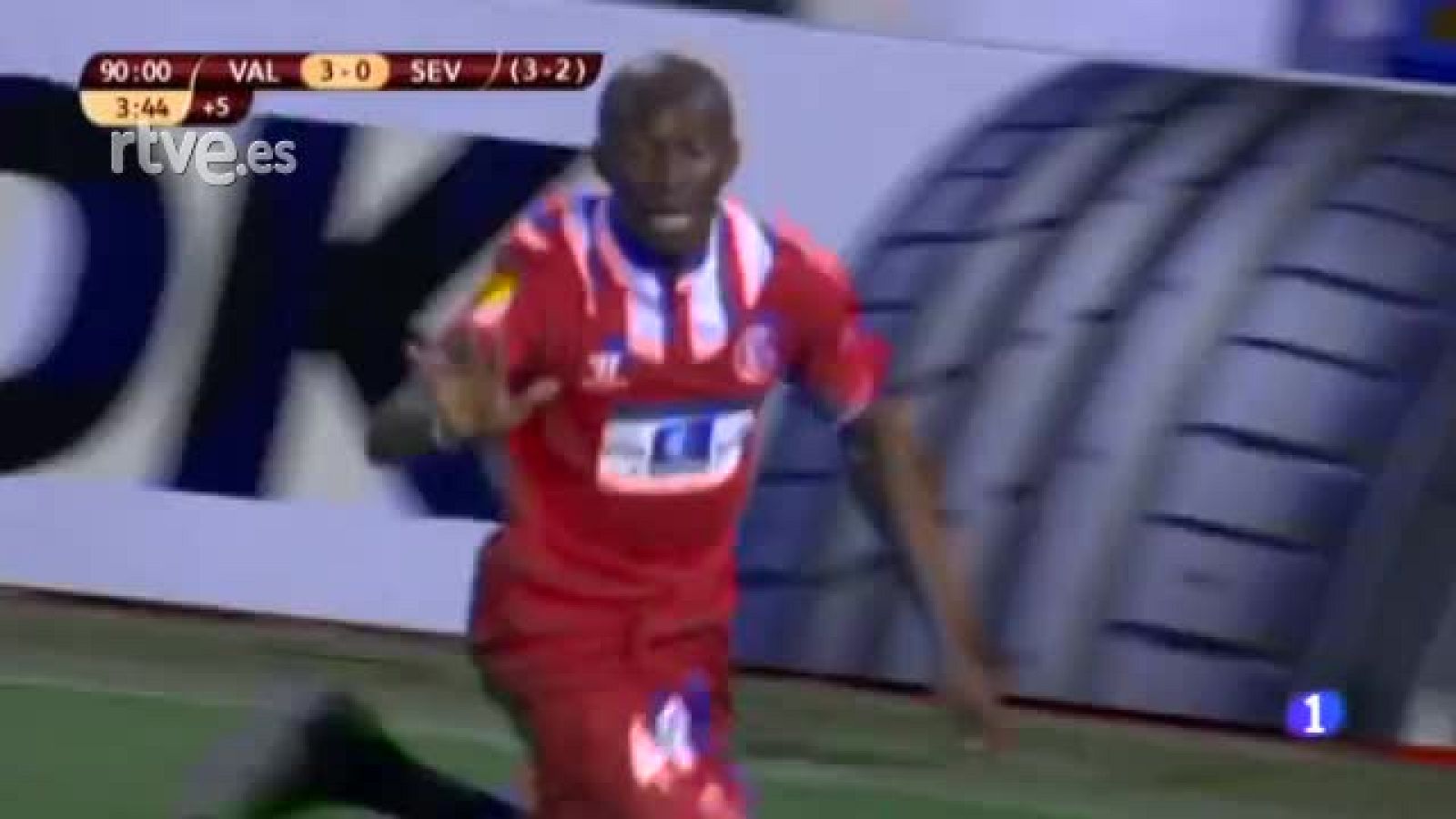 Un sevilla con urgencias visita Valencia | Ver