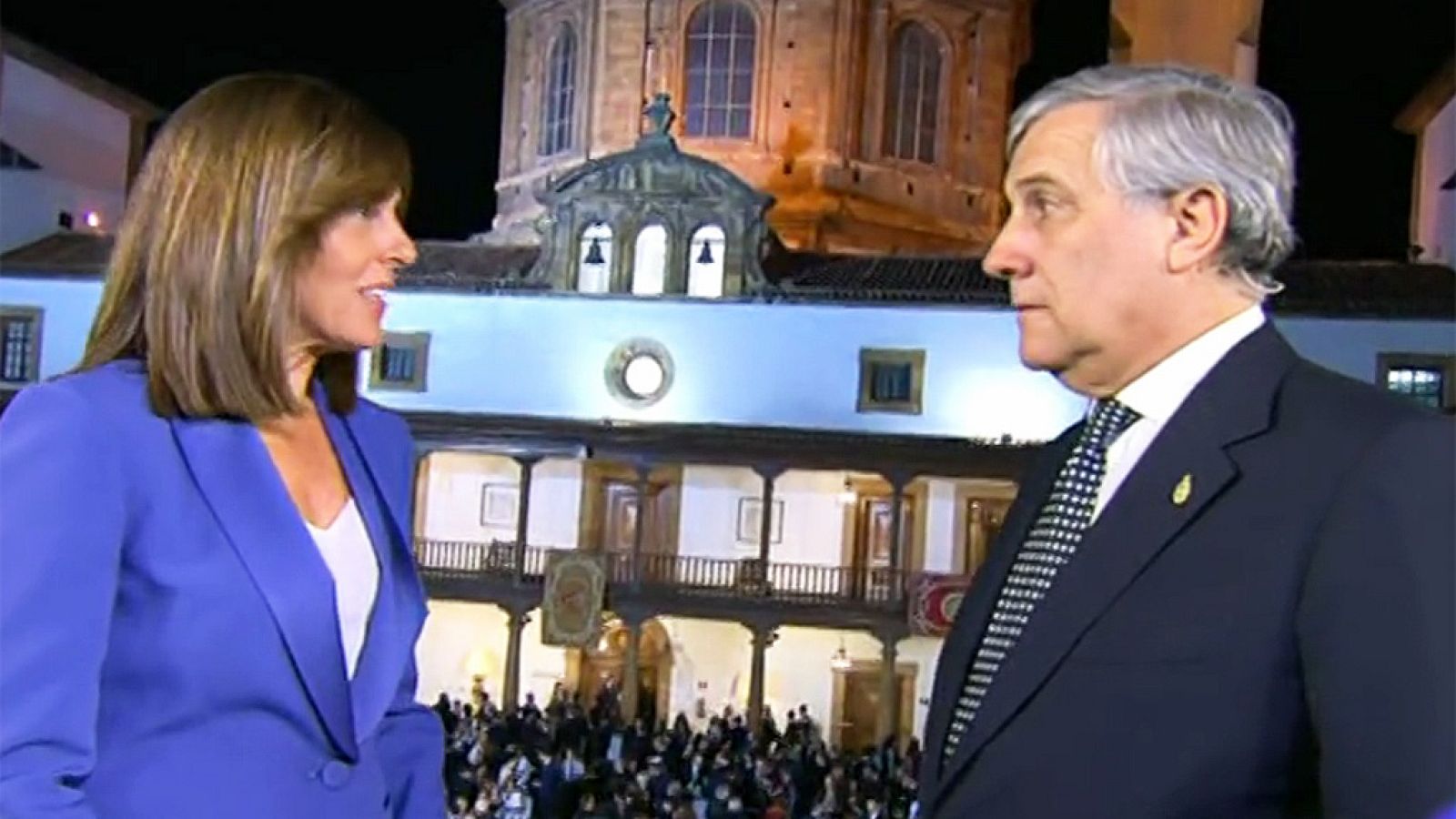Antonio Tajani: "El gobierno de Cataluña haría bien en dejar la idea de independencia" - Premios Princesa de Asturias | Ver