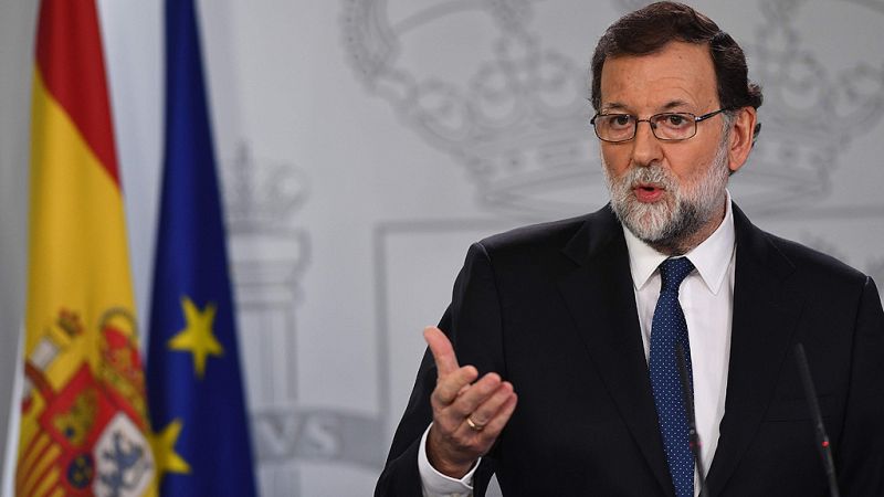 Rajoy pone en marcha el 155: "No se suspende la autonomía, sino a las personas que han puesto el autogobierno fuera de la ley"