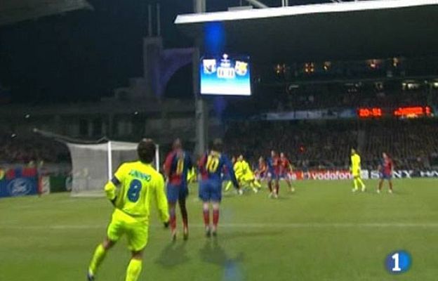 Champions League - Todos apoyan a Valdés