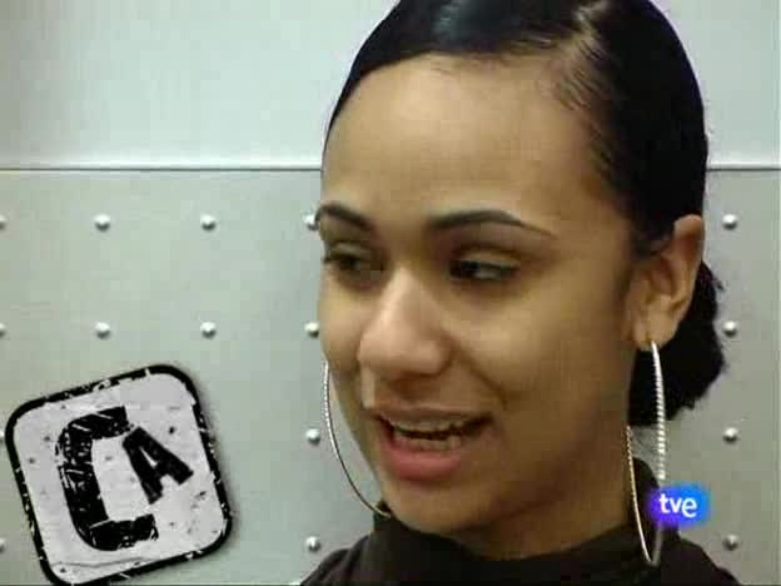 Comando Actualidad - A golpe de bisturí - Comando Actualidad | Ver