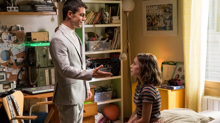 Estoy vivo - El Enlace será el nuevo profe particular de Bea