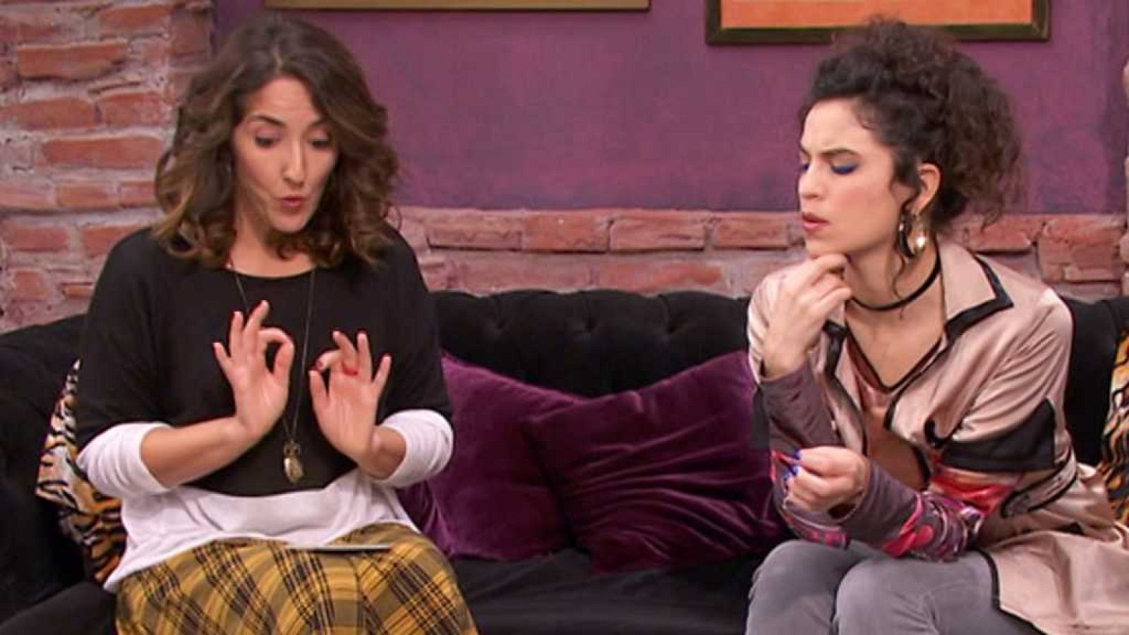 La Peluquería - Tamara adivina - ver ahora