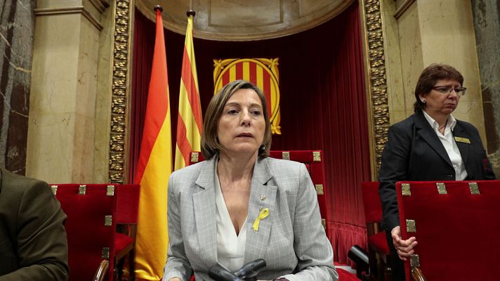  - Carme Forcadell lee toda la resolución de JxSí y CUP, que proclama la independencia