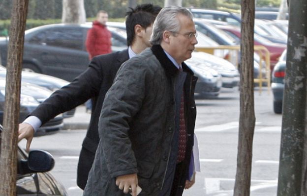 Telediario 1 - Telediario en 4' - 26/02/09