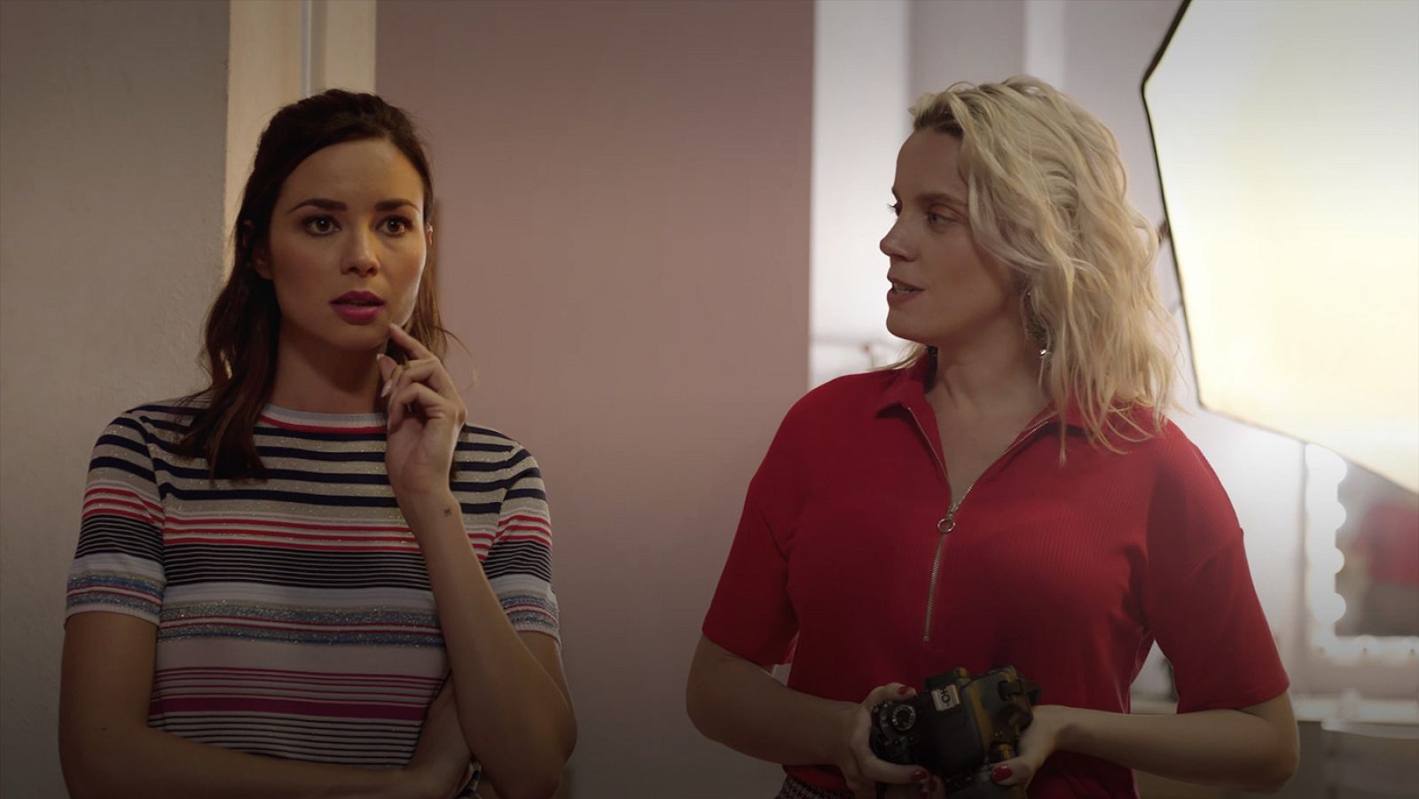 Dorien - Capítulo 1: "A cualquier otra parte" - Dorien | Ver