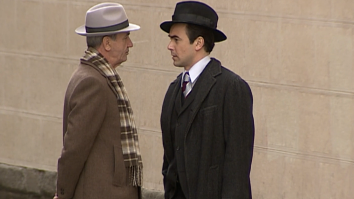 Amar en tiempos revueltos - Episodio 195