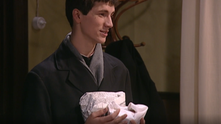 Amar en tiempos revueltos - Episodio 210