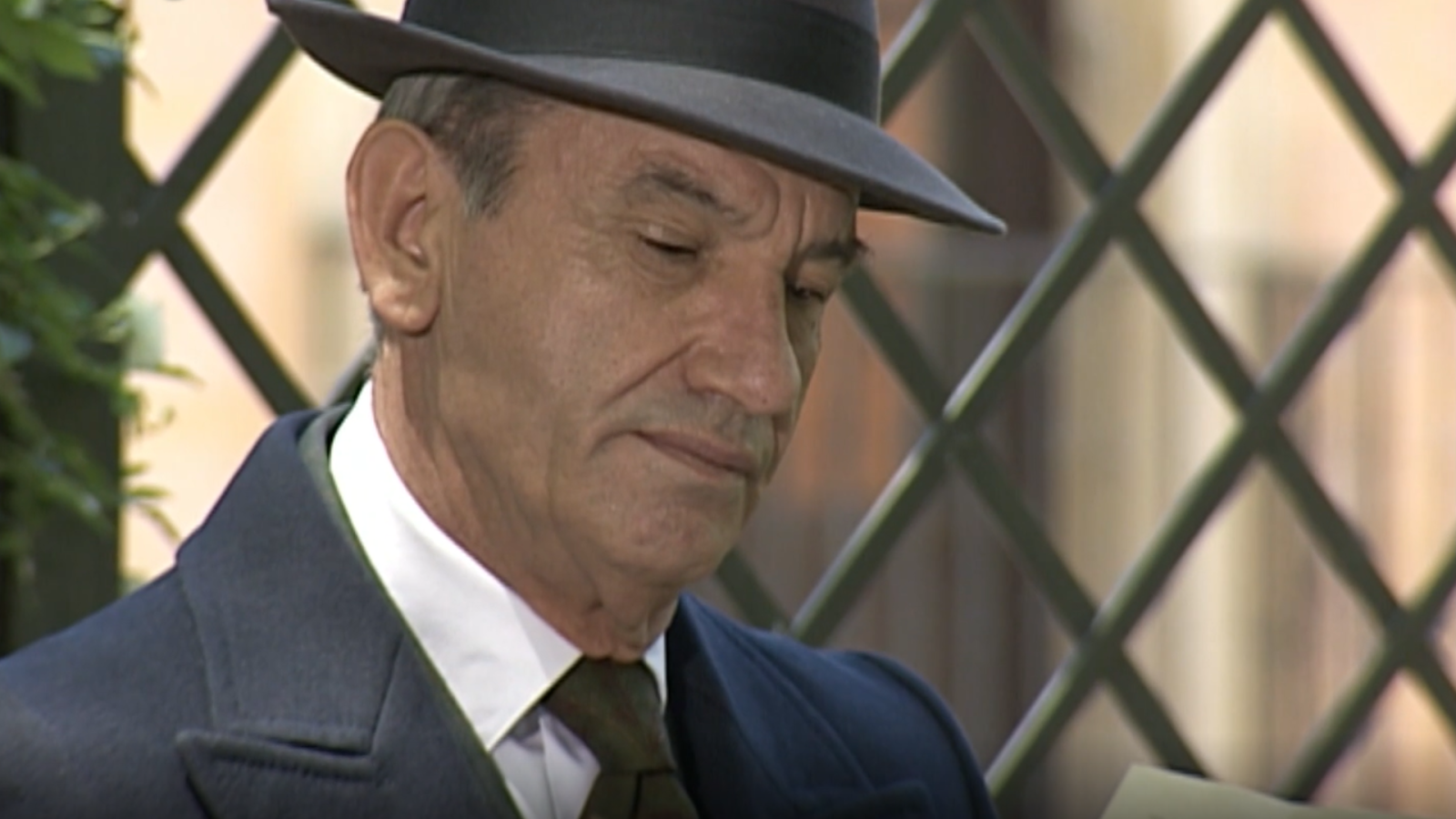 Amar en tiempos revueltos - T2 - Episodio 214 - Ver ahora