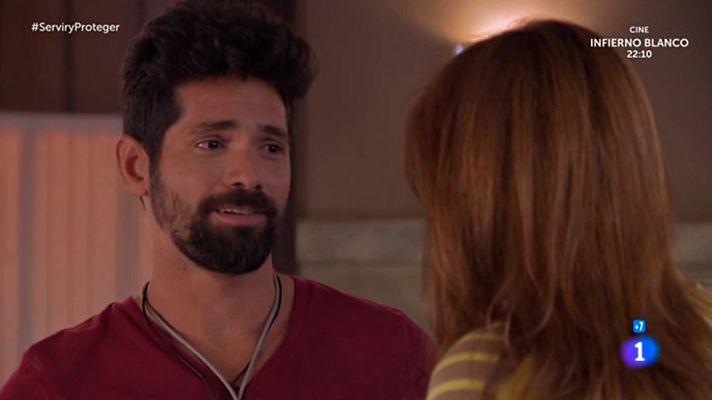 Servir y proteger - Reynaldo se despide de María con un bolero