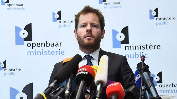 Especiales informativos - Carles Puigdemont se entrega a la Policía federal belga