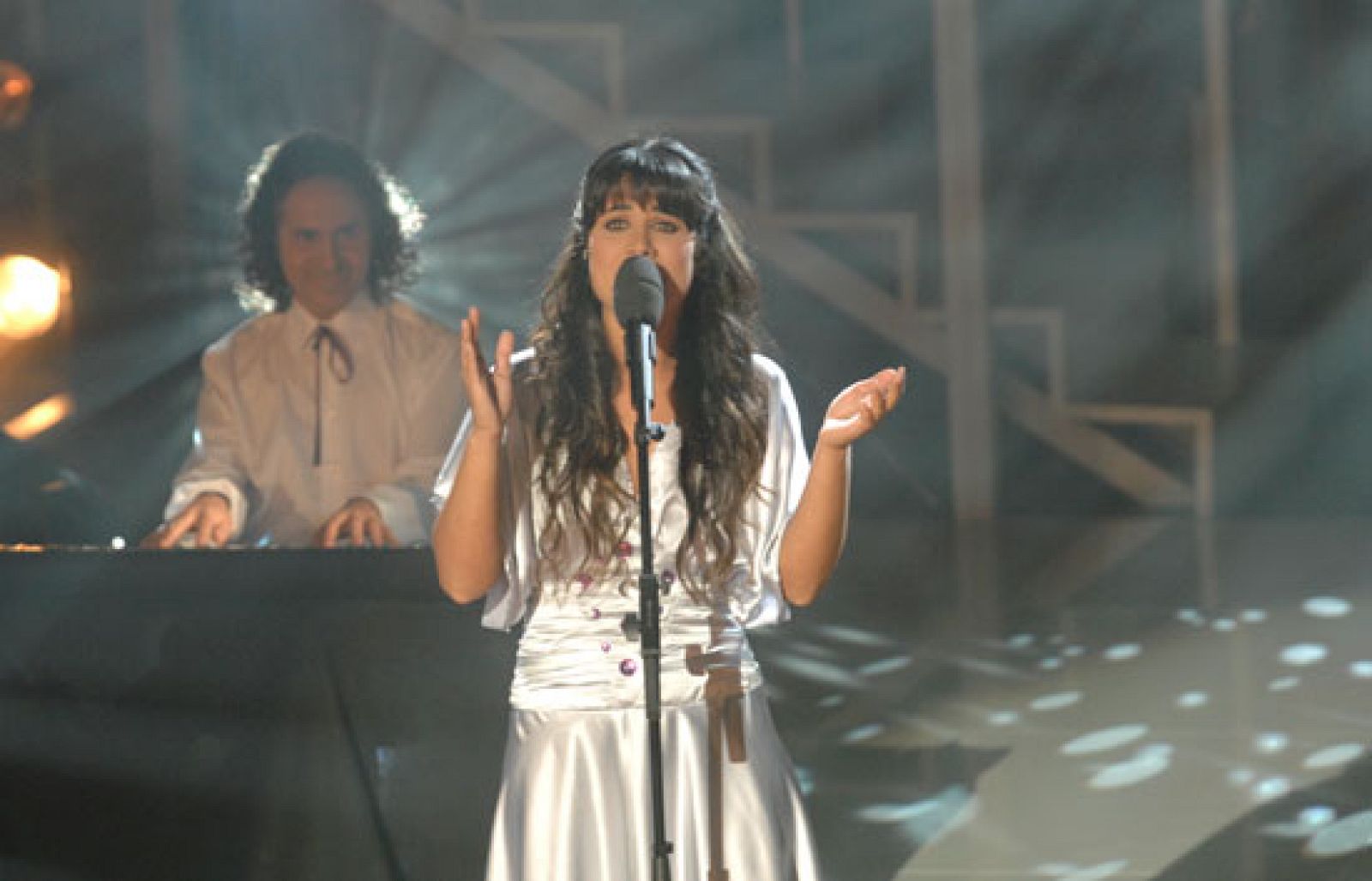 Eurovisión 2009 - Videoclip de Virginia - Eurovisión | Ver