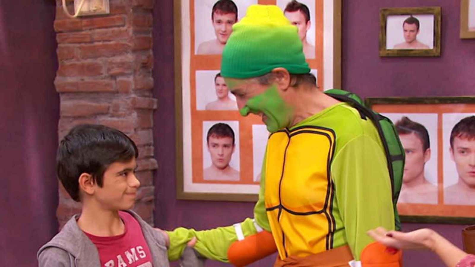 La Peluquería - La obra infantil - ver ahora