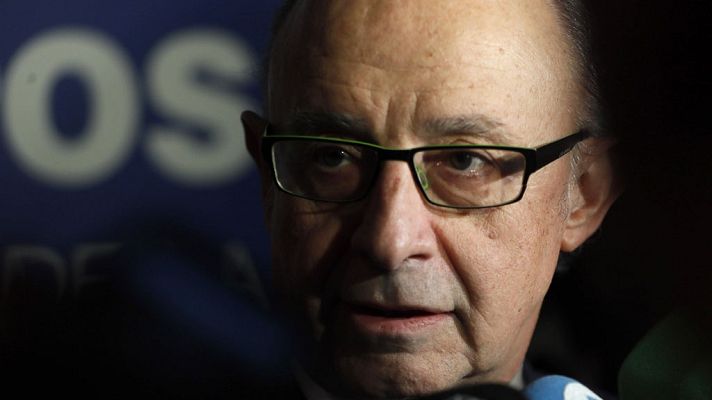 Telediario 1 - Hacienda denuncia ante el Tribunal de Cuentas el uso de dinero público en el referéndum del 1-O