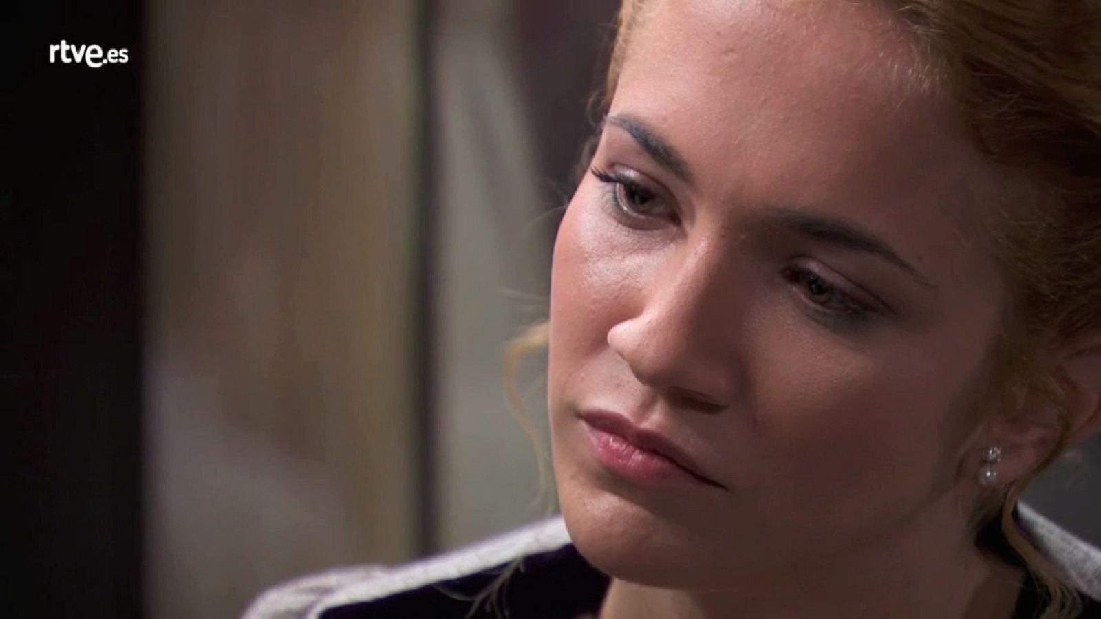 Acacias 38 - Elvira a Adela: "Todo puede cambiar en un suspiro"