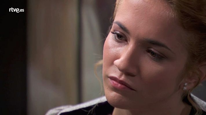 Acacias 38 - Elvira a Adela: "Todo puede cambiar en un suspiro"