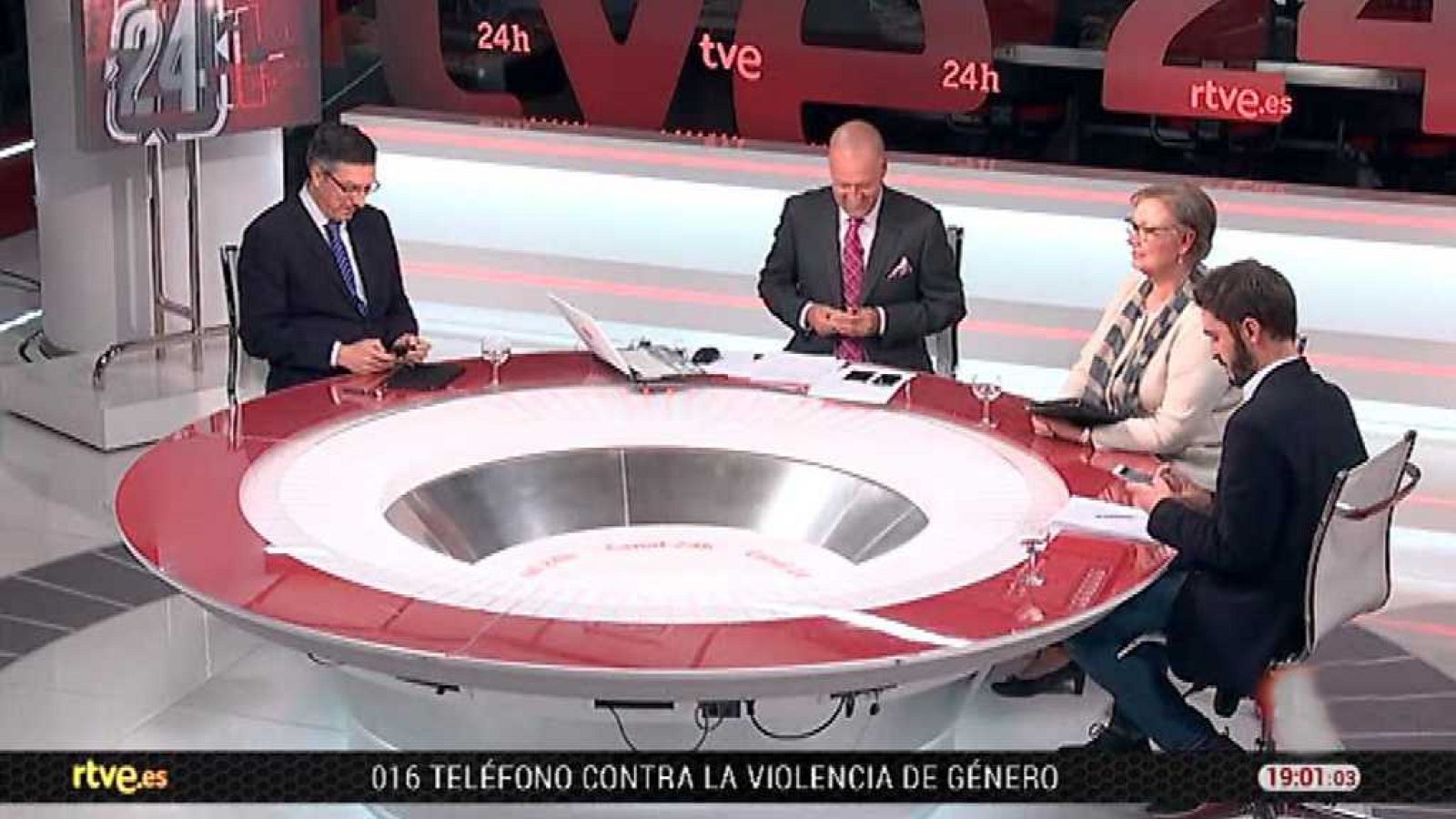 La tarde en 24 horas - Tertulia - 07/11/17 - ver ahora