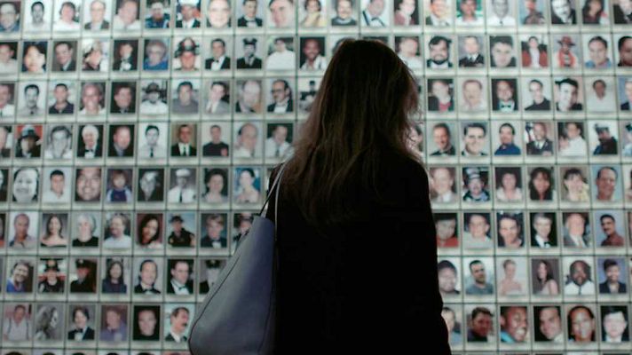 Documentos TV - Jugando a ser Dios