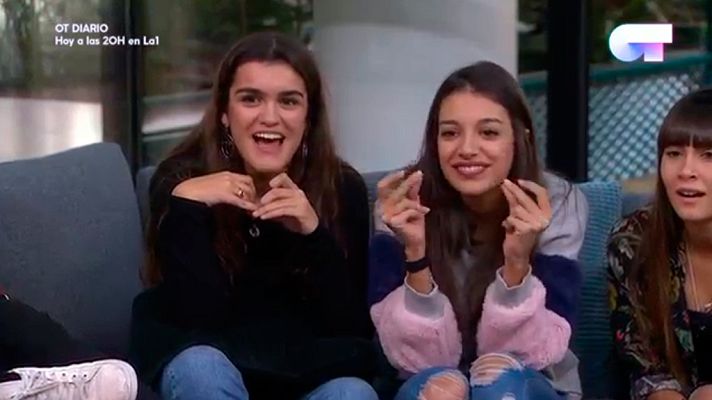 OT 2017 - Amaia y Ana Guerra, emocionadas ante la visita de 'El Kanka'