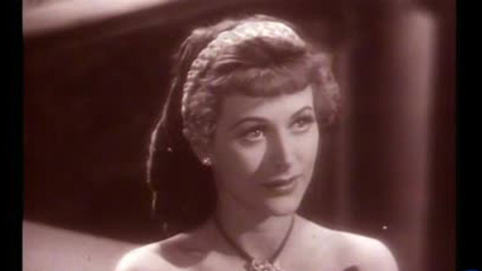 Hedy Lamarr actriz e inventora de la teoría del espectro ensanchado, el precursor del wifi