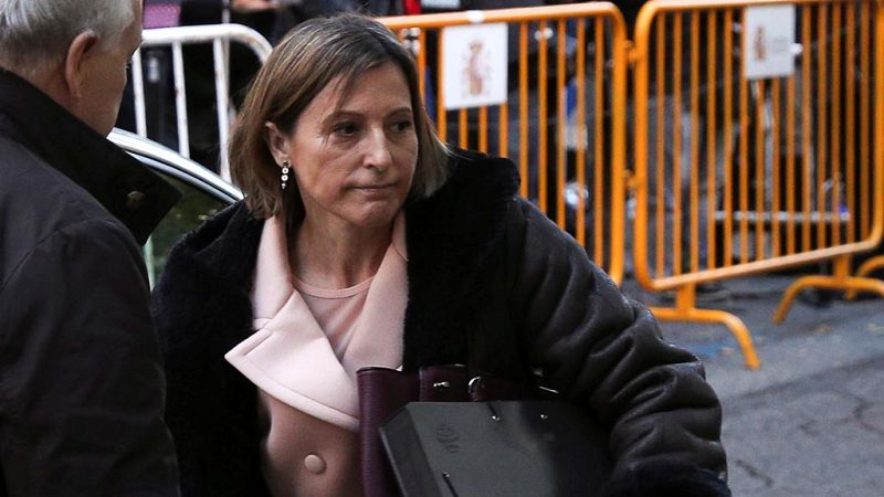 Prisión eludible bajo fianza de 150.000 euros para Forcadell por su "actuación principal" en el proceso independentista - Informativo 24h | Ver
