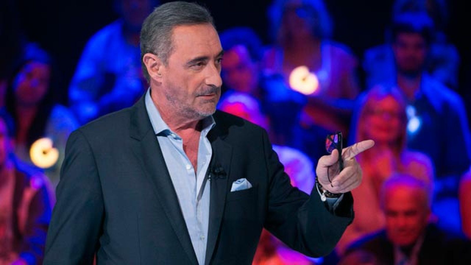 Opiniones opinables y confesiones inconfesables en '¿Cómo lo ves?'