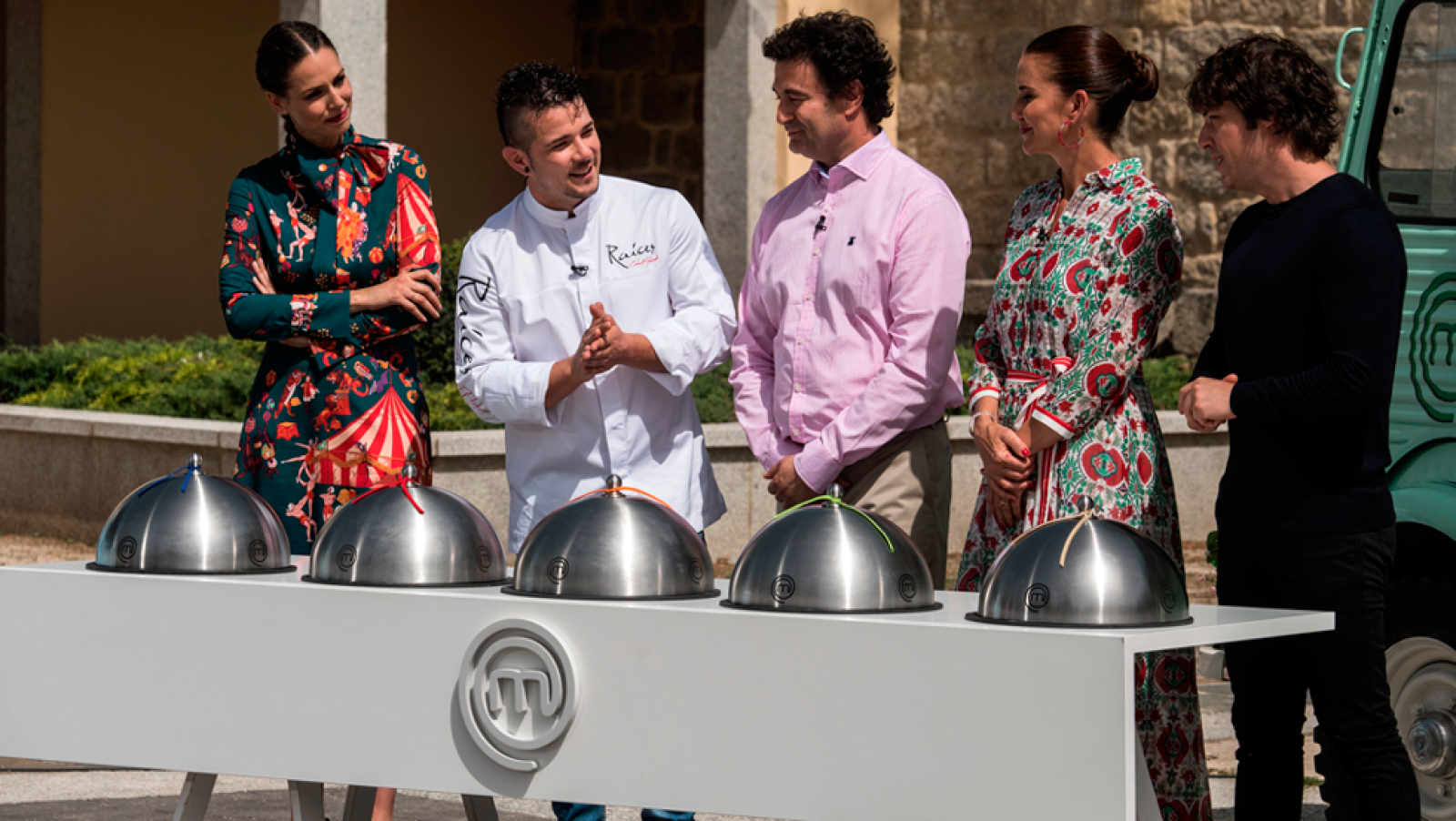 MasterChef Celebrity 2 - Carlos anuncia el primer finalista de la edición | Ver