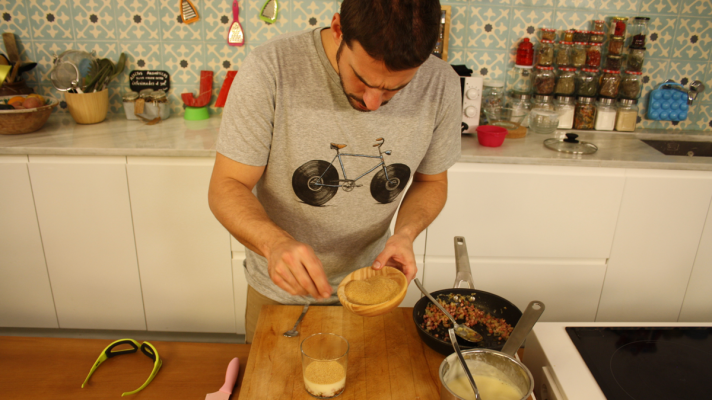 PlayChez - Avance - Dando la tapa