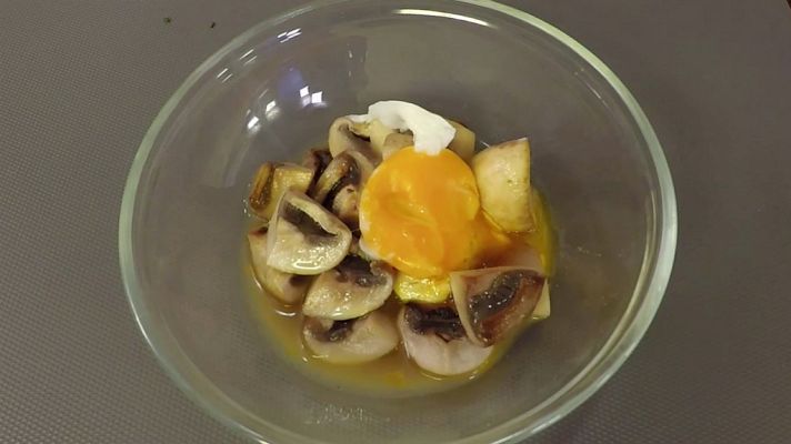 PlayChez - Yema blanqueada