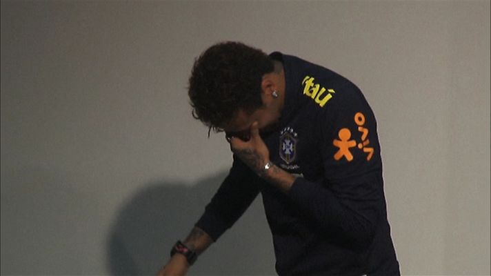 Telediario 1 - Neymar rompe a llorar ante la prensa