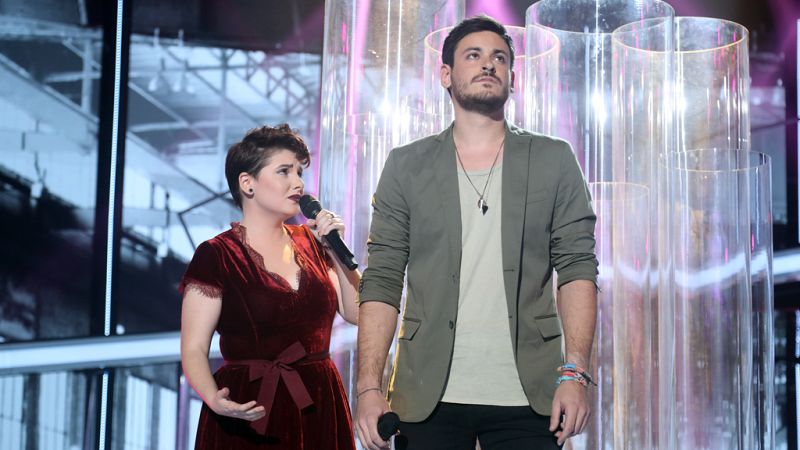 Operacin Triunfo - Marina y Cepeda cantan 'Complicidad'