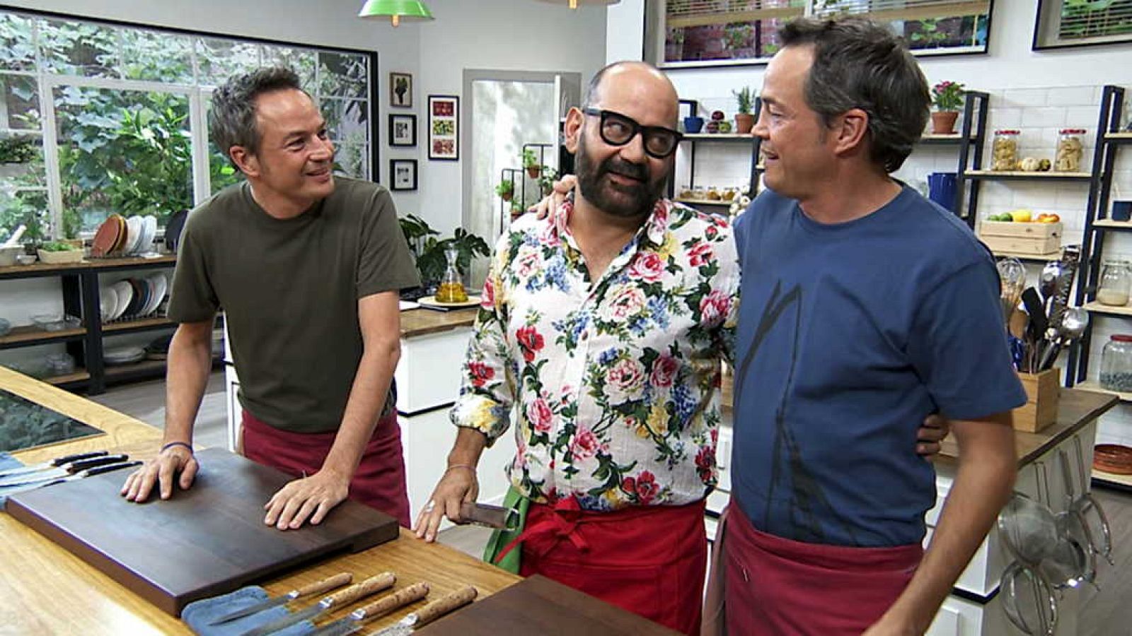 Torres en la cocina - Hojaldre de espinacas y lubina con hierbas - ver ahora