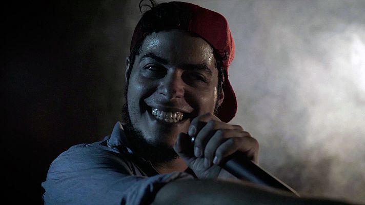 Mambo - Mambo - Julito canta 'Ven conmigo niña'