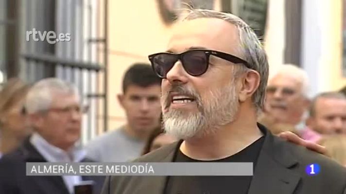  - Álex de la Iglesia descubre su estrella en Almeria