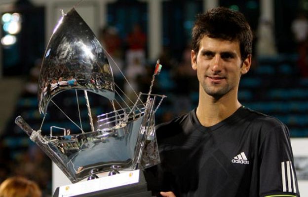  - Djokovic avisa a Ferrer