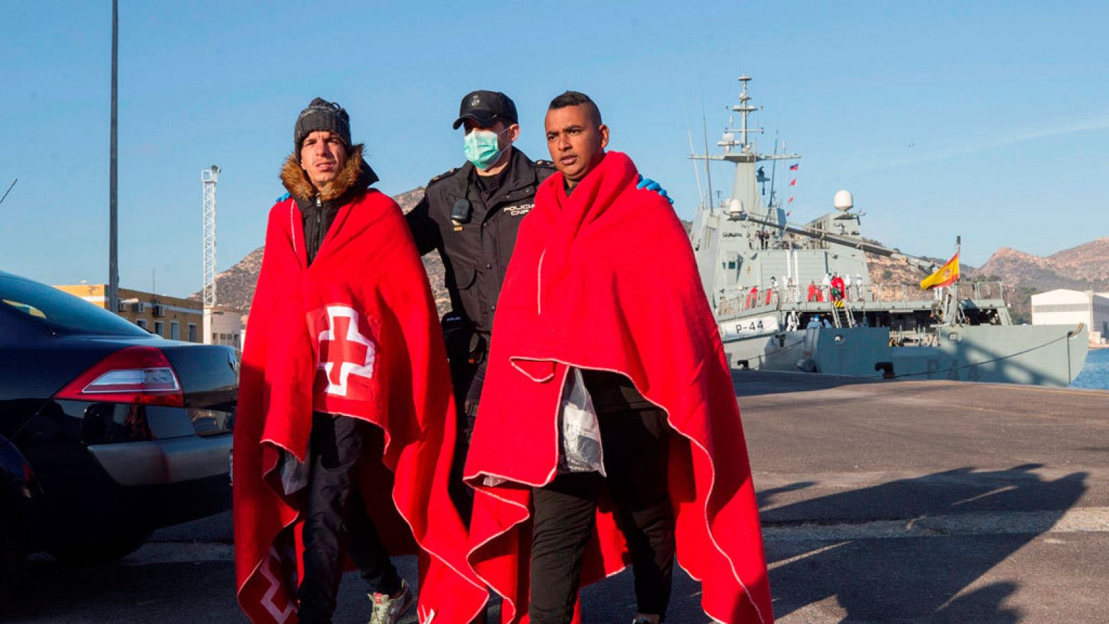 Oleada masiva de pateras hacia las costas murcianas