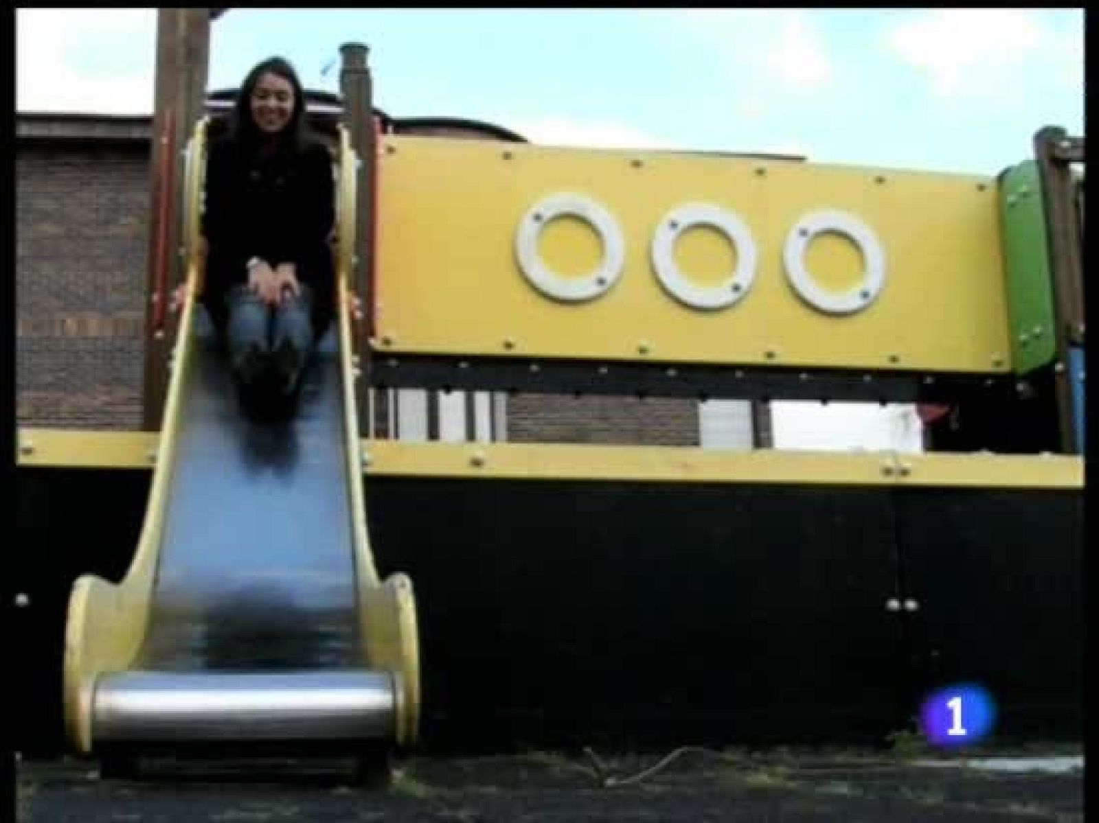 Eurovisión 2009 - Gala 3 - Actuación de Biquini - Eurovisión | Ver