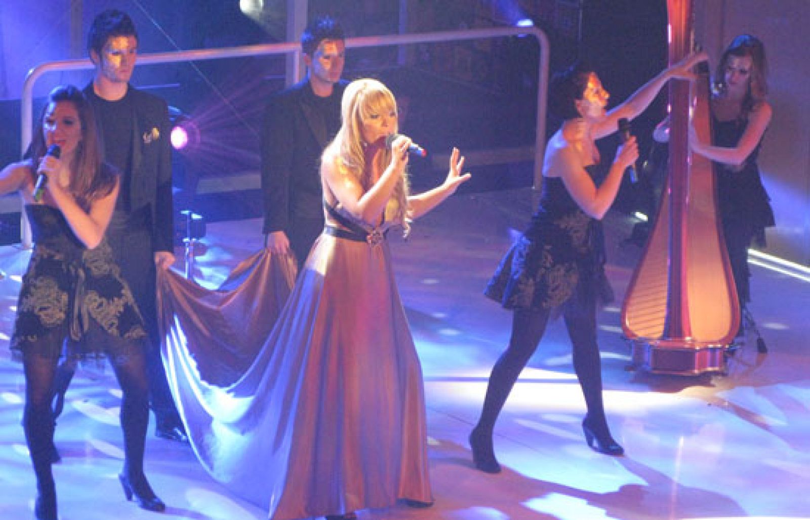 Eurovisión 2009 - Gran final - Actuación de Julia Bermejo | Ver