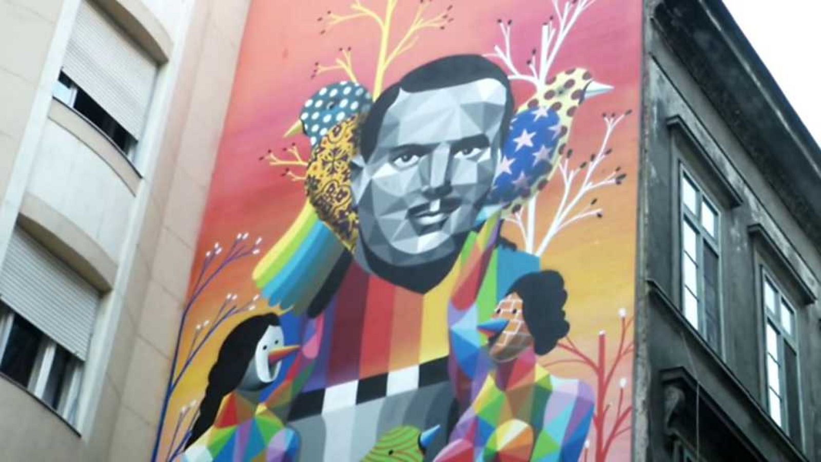 Diario de un nómada - Operación Plaza Roja. Capítulo 2: La historia del español bueno - ver ahora